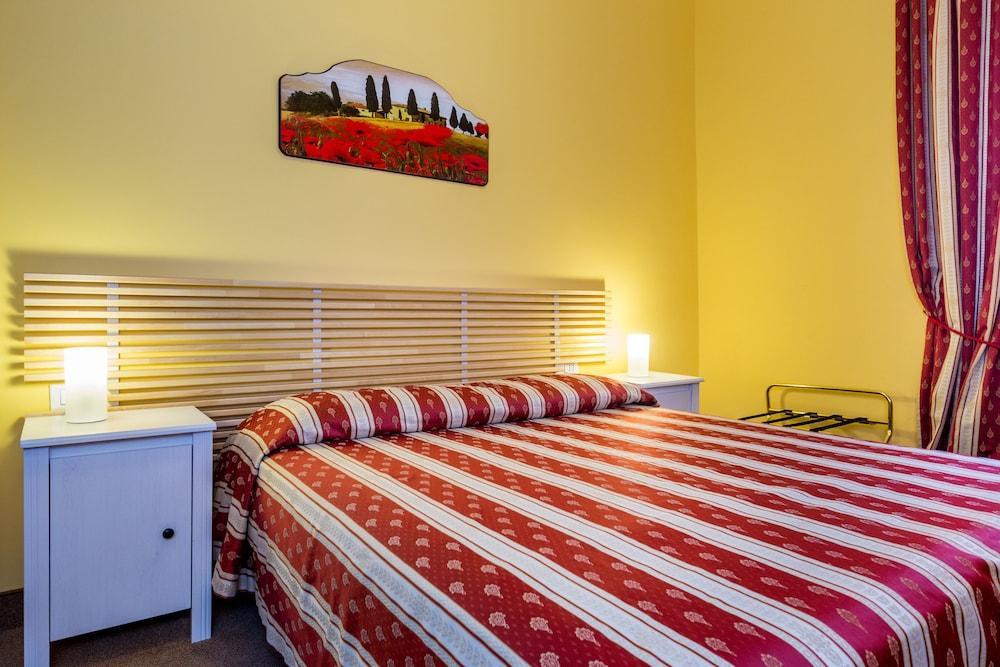 Hotel Boccascena Генуя Экстерьер фото