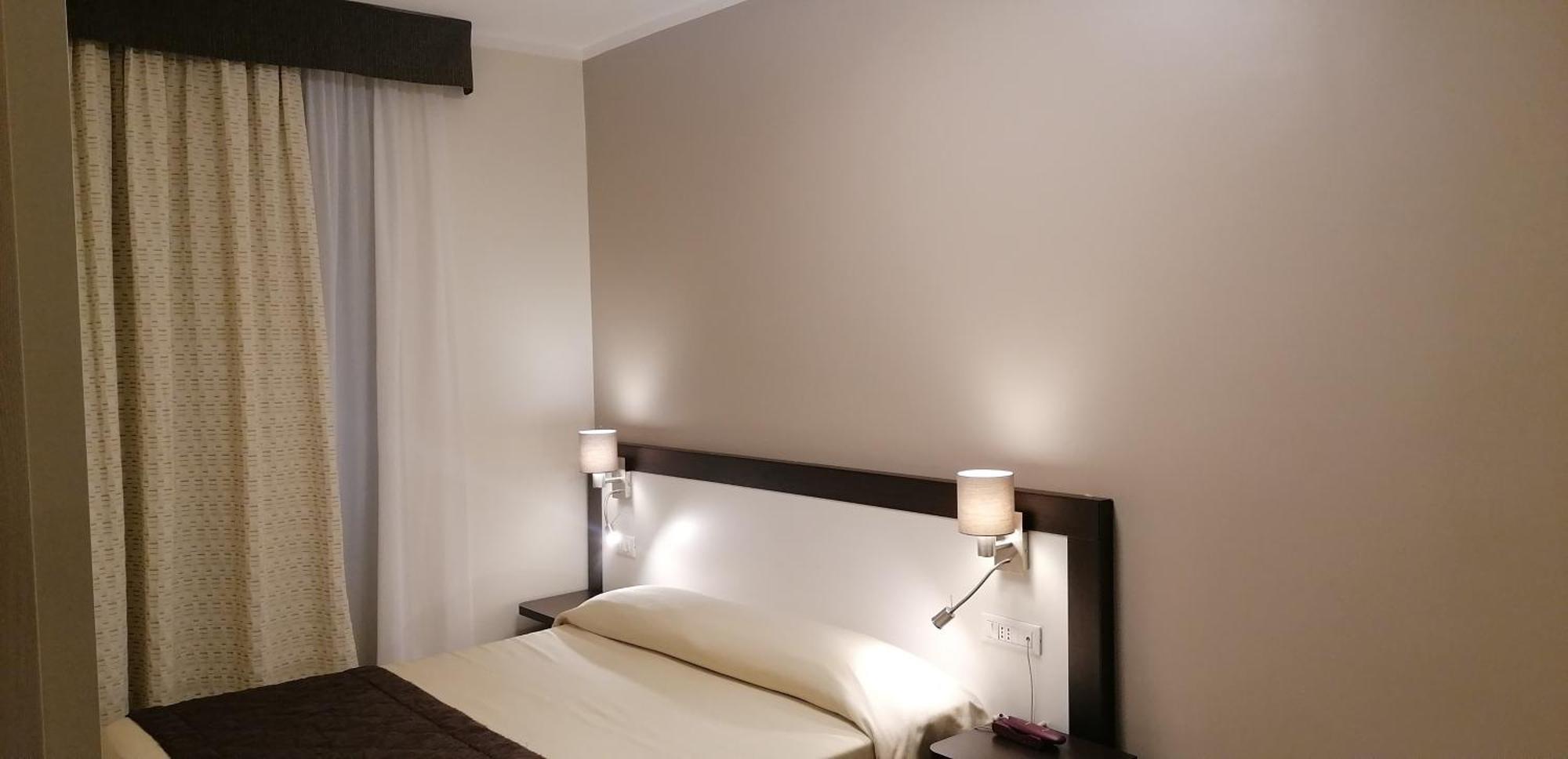 Hotel Boccascena Генуя Экстерьер фото